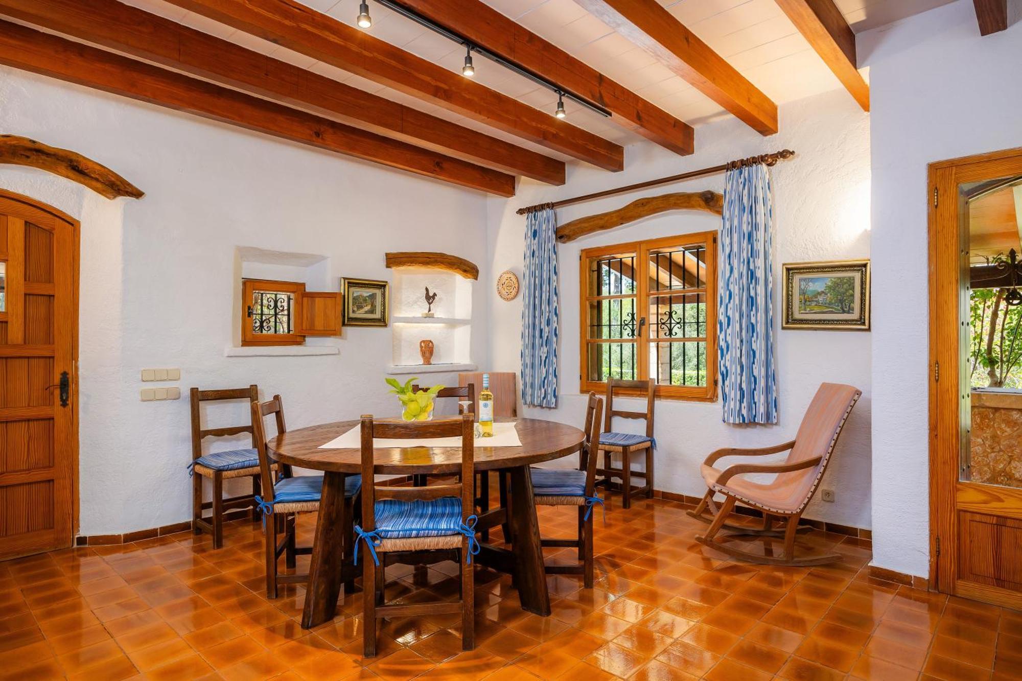 Seguinot D'alt Villa *